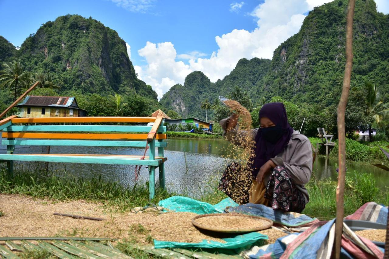 Kampoeng Berua Homestay Kasijala Bagian luar foto